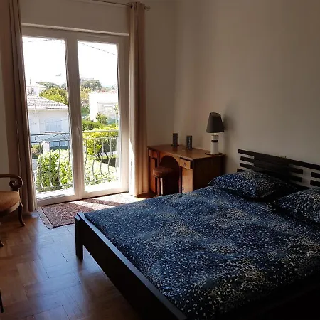 Calliste Bed & Breakfast *